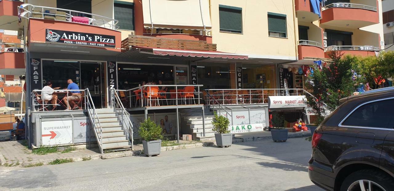 Orange Apartment Golem  Kültér fotó